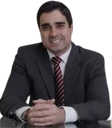 Photo of Prof. Gustavo Cunha Mello, partner at CORRECTA